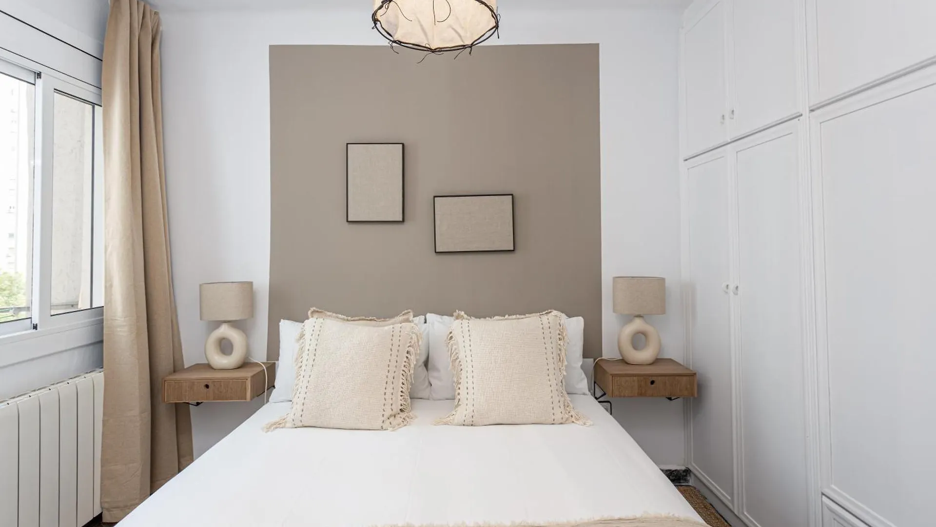 3 Bdr Apt In Cornella 5 Mins Form The Metro Cornella de Llobregat Apartment